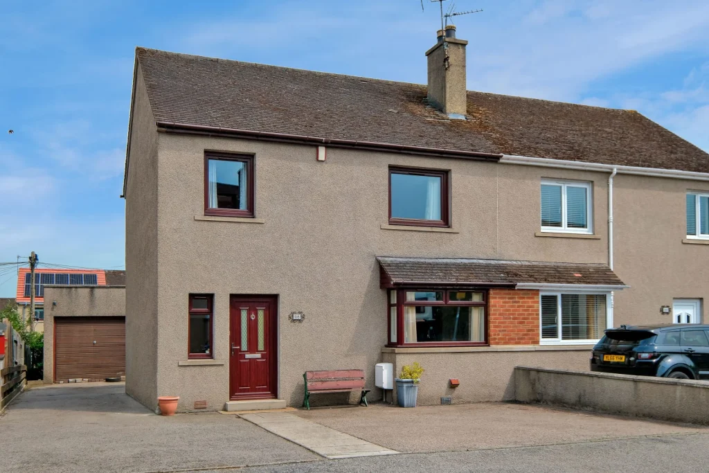 28 Selbie Drive, Inverurie, AB51 3YD