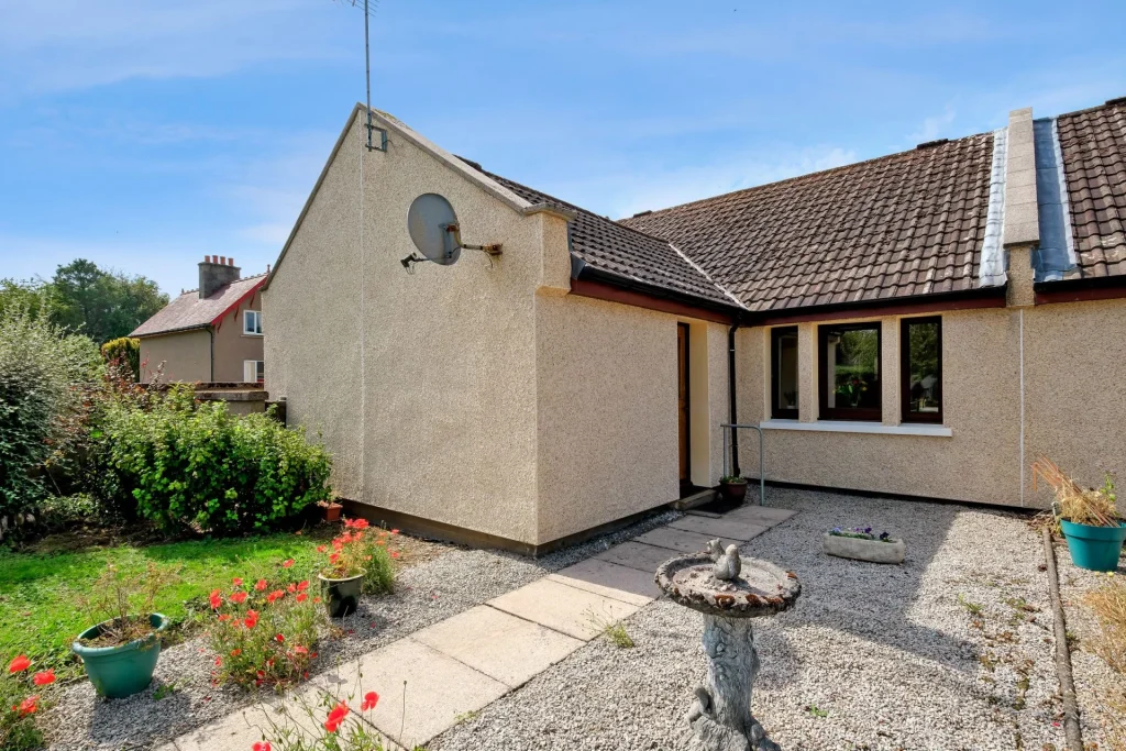 1 St Andrews, Monymusk, Inverurie, AB51 7HE