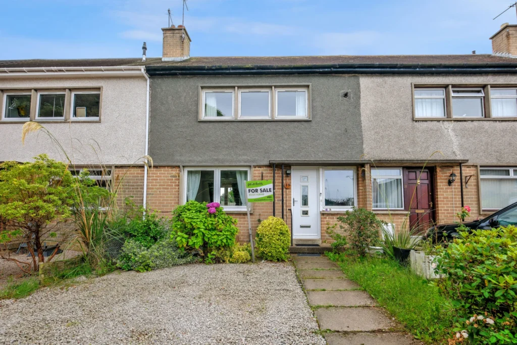 19 Kirk Terrace, Cults, Aberdeen, AB15 9RB