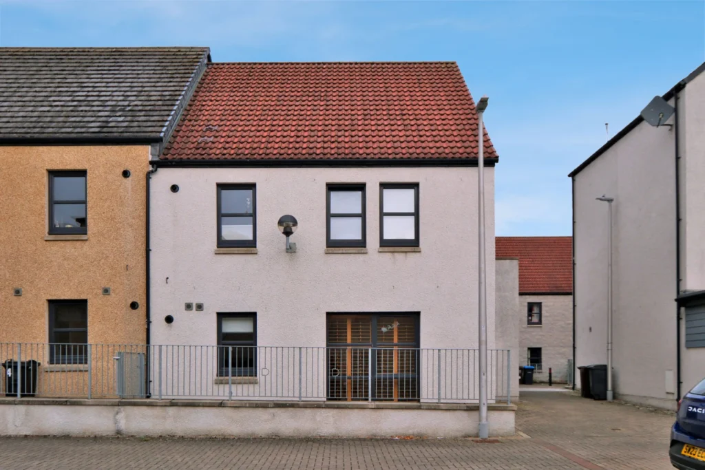 2 Fenerty Place, Aberdeen, AB24 2PR