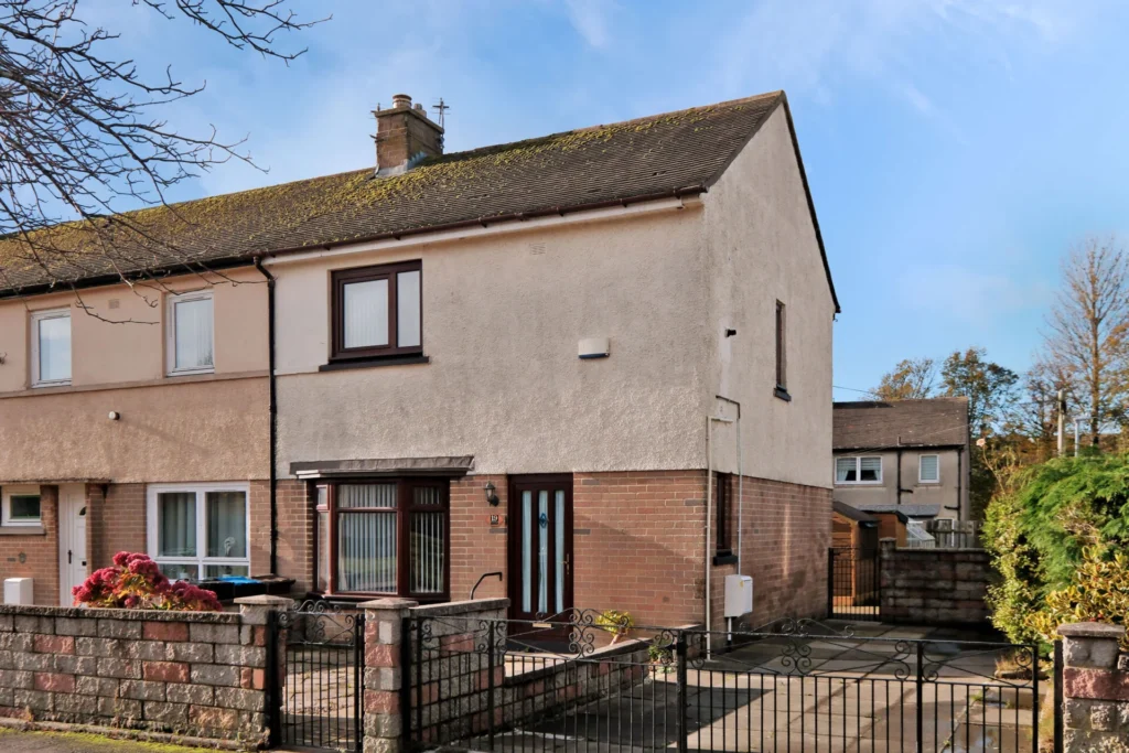 19 Summerhill Drive, Aberdeen, AB15 6EX
