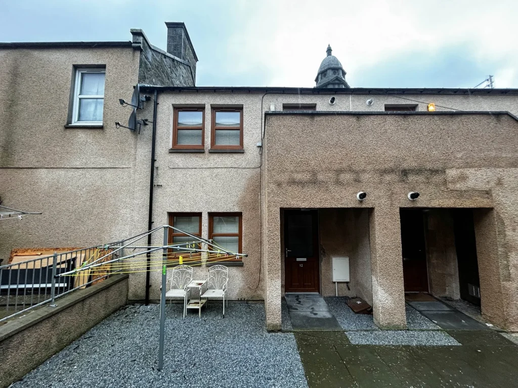 Flat 14 Mid Street Flats