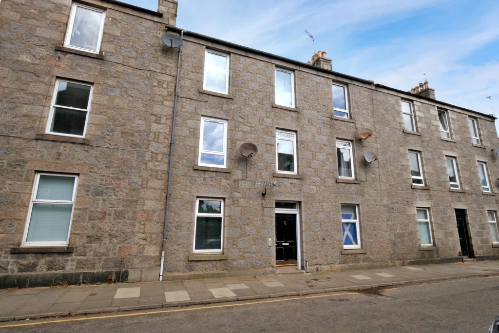 50 Flat 4, Claremont Street, First Floor Right, Aberdeen AB10 6RA