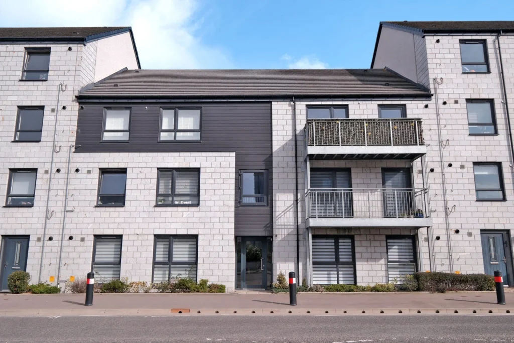 98 Mill Drive, Bucksburn, Aberdeen, AB21 9FS