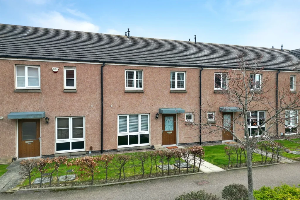 117 Charleston Road North, Cove, Aberdeen, AB12 3ST