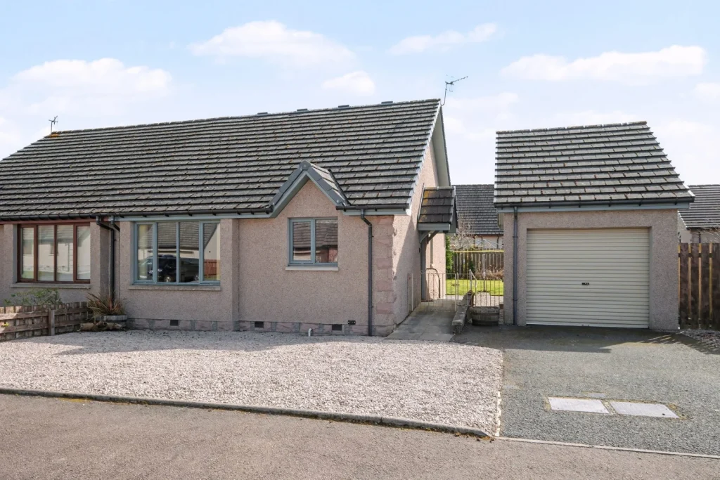 4 Willowbank Place, Insch, AB52 6WZ