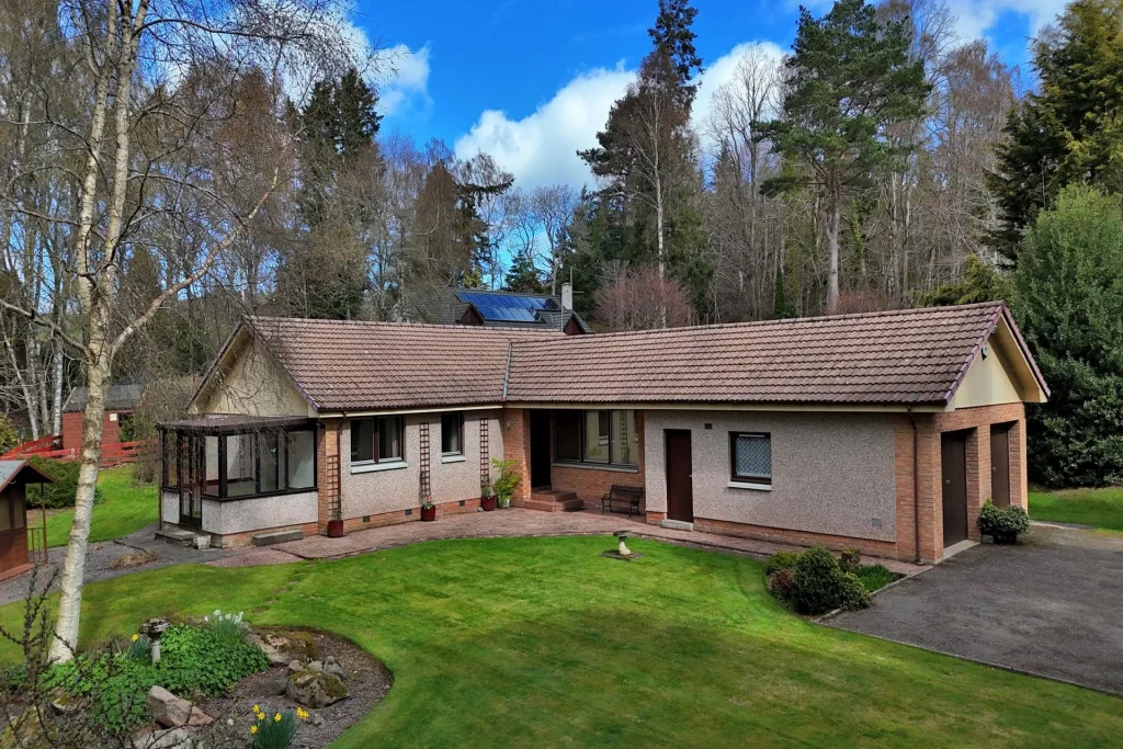 Woodgrove, Campfield, Glassel, Banchory, AB31 4DN