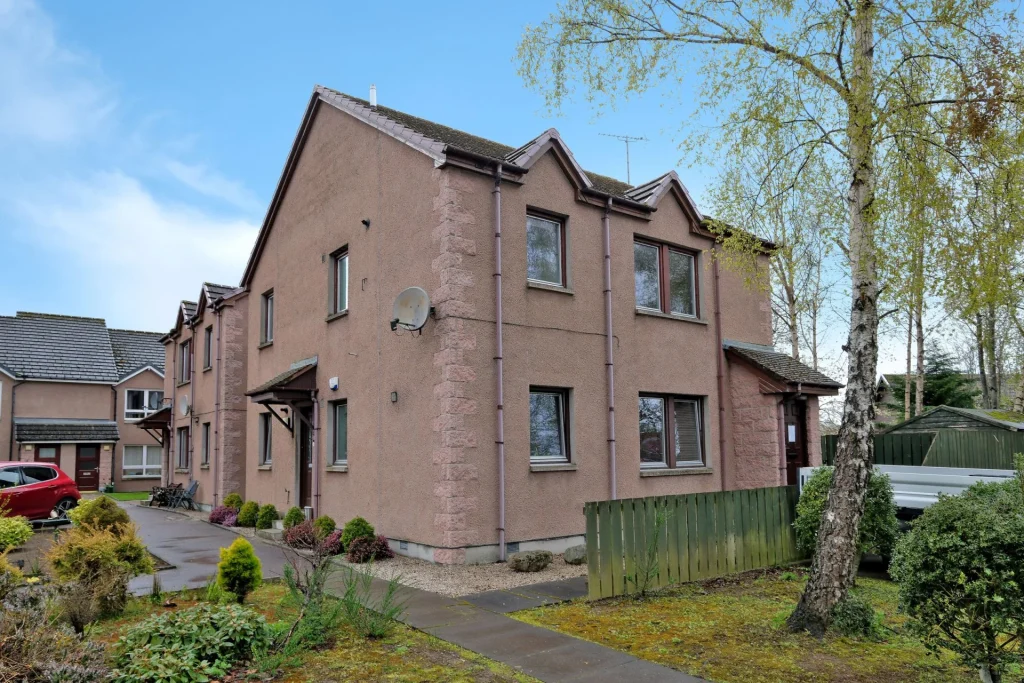 27 Beech Court, Kemnay, AB51 5PY