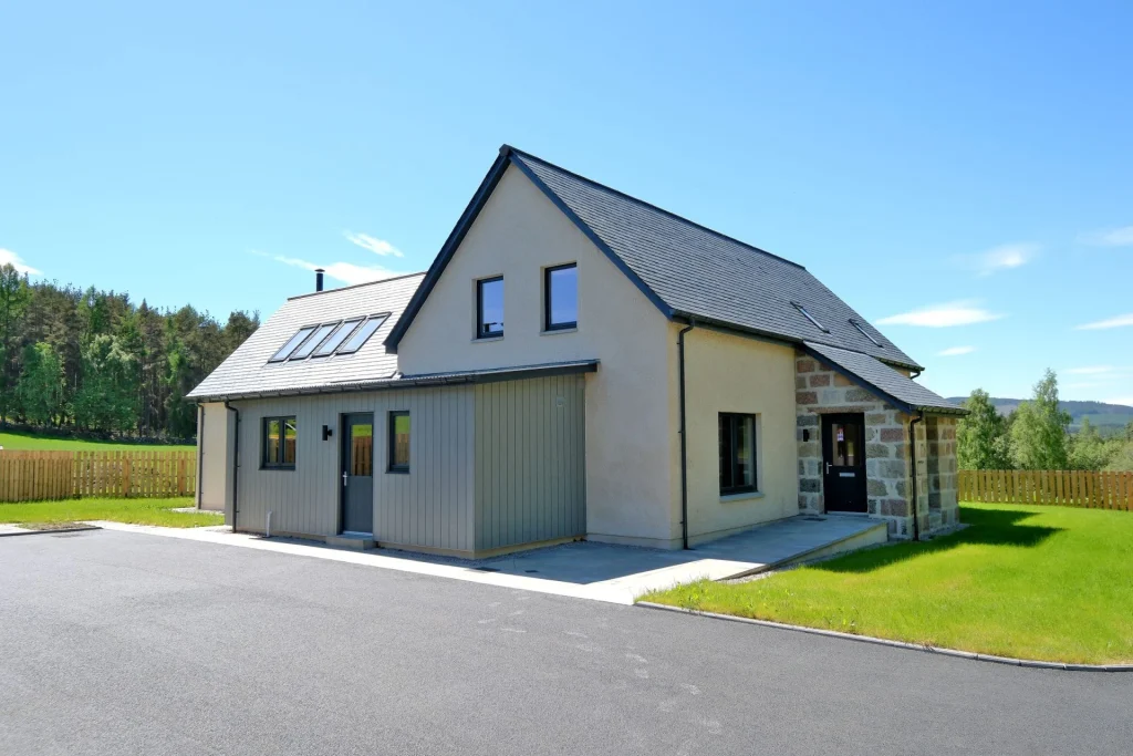 2 Woodhead Stables, Tilquhillie, Banchory, AB31 6JS