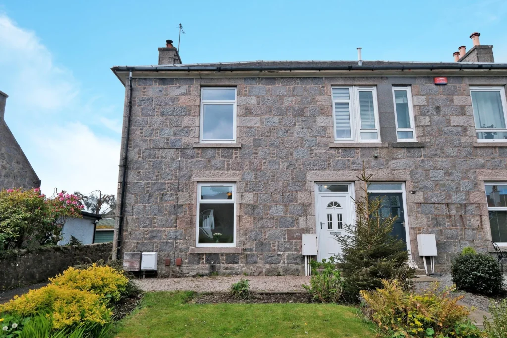 7 Kirk Brae, Cults, Aberdeen AB15 9QP