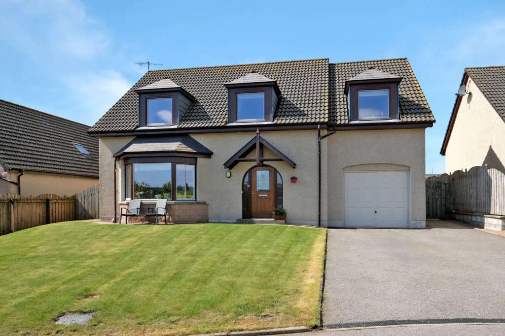 5 Blackhill View, Auchleven, Insch, AB52 6PZ