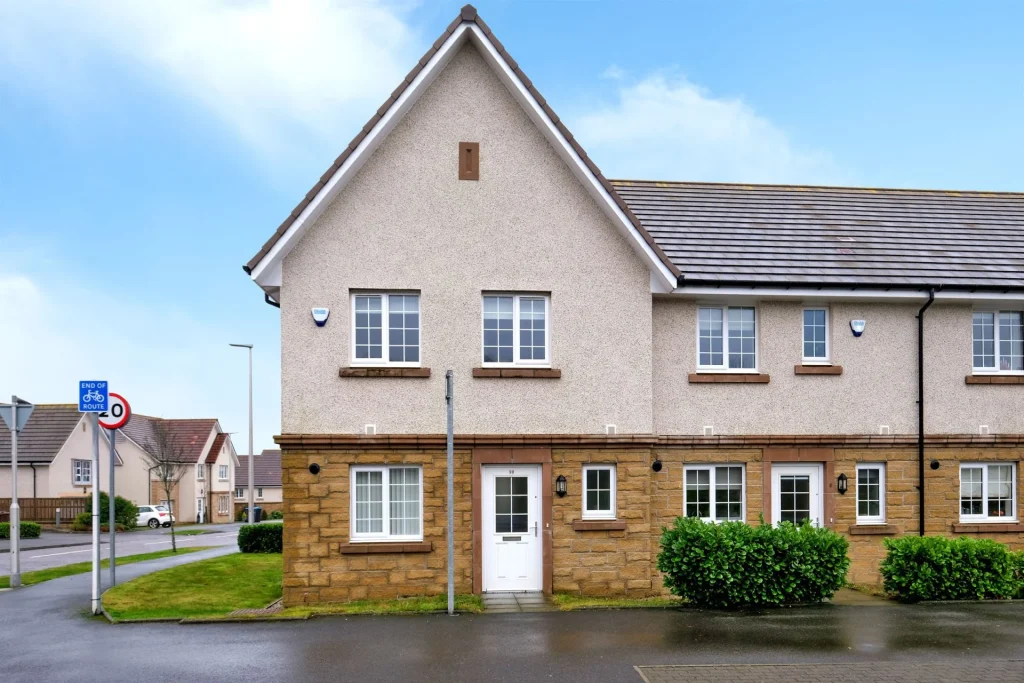 10 Craigbank Drive, Cults, Aberdeen AB15 9EG