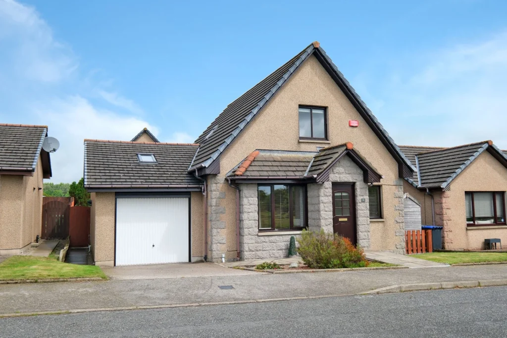 5 Gourdie Park, Potterton, AB23 8UD
