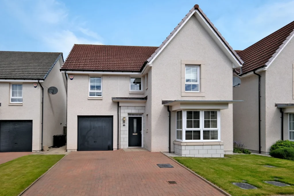 19 Garthdee Farm Gardens, Aberdeen, AB10 7GF