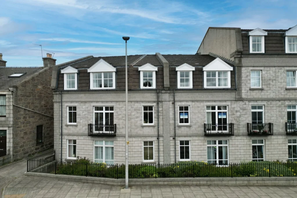 138C Balmoral Square, Great Western Road, Aberdeen, AB10 6QE