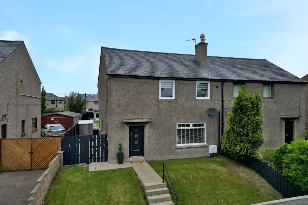 13 Kettlehills Crescent, Aberdeen, AB16 5TL