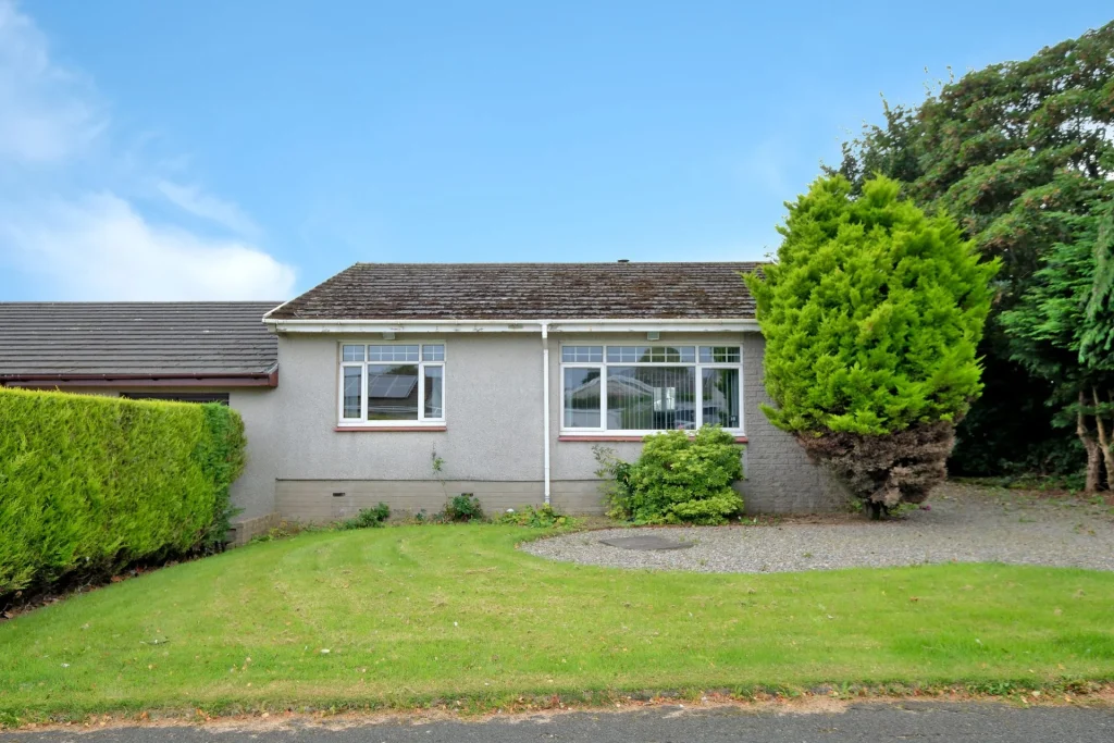18 Murray Avenue, Tarves, Ellon, AB41 7LZ