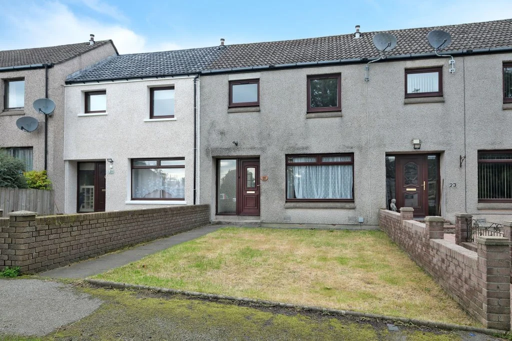 22 Barvas Walk, Sheddocksley, Aberdeen, AB16 6NZ